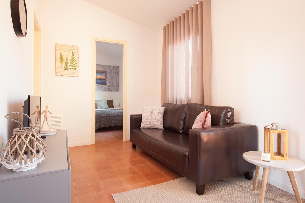 Click&Flat Europa Fira Apartments L'Hospitalet de Llobregat Esterno foto